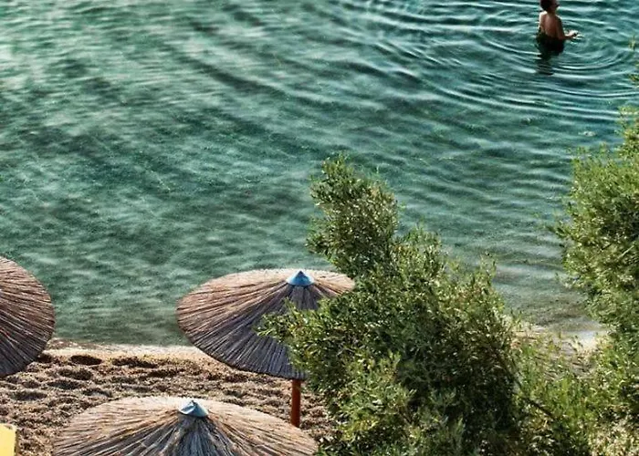 Campsite Marathias Miss Asimenia Milina