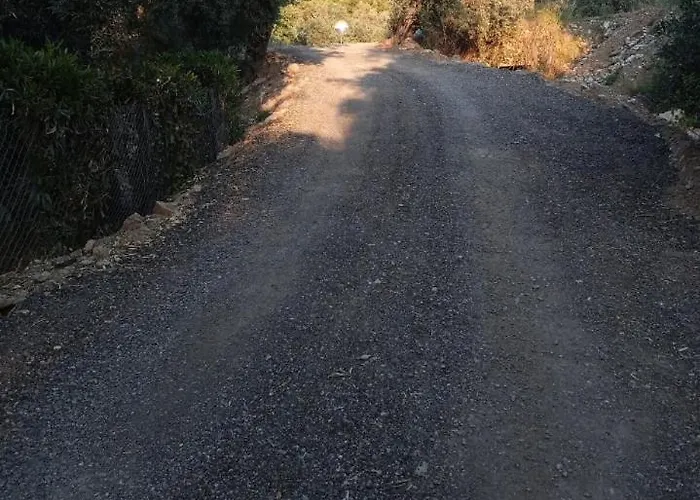 Marathias Miss Asimenia Campsite