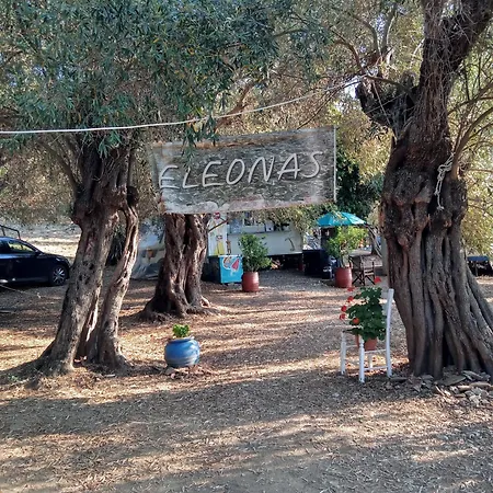 Marathias Miss Asimenia One Empty Pitch For Your Rv μια θεση Cambing Rv 밀리나