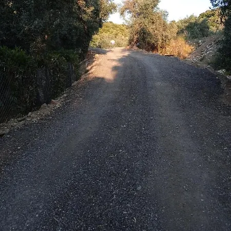 Marathias Miss Asimenia Кемпинг