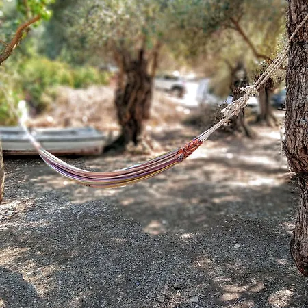 Marathias Miss Asimenia One Empty Pitch For Your Rv μια θεση Cambing Rv 밀리나