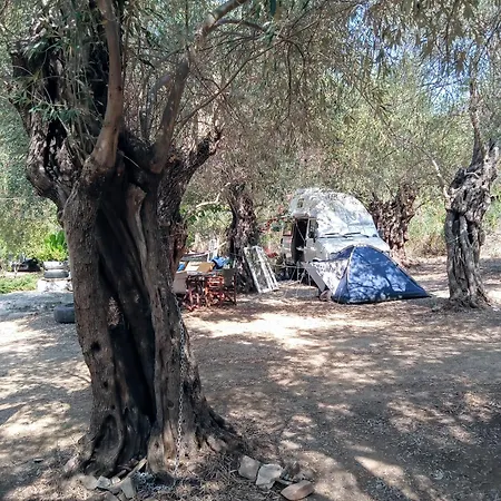Marathias Miss Asimenia One Empty Pitch For Your Rv μια θεση Cambing Rv 캠프장 *