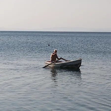 Marathias Miss Asimenia Camping